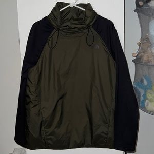 North face pull over